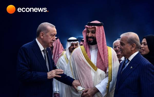نشست مقامات ترکیه، پاکستان و عربستان در استانبول