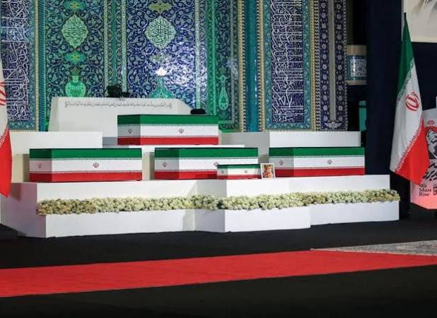ادای احترام هیات افغانستانی به پیکر رهبر شهید انقلاب+فیلم
