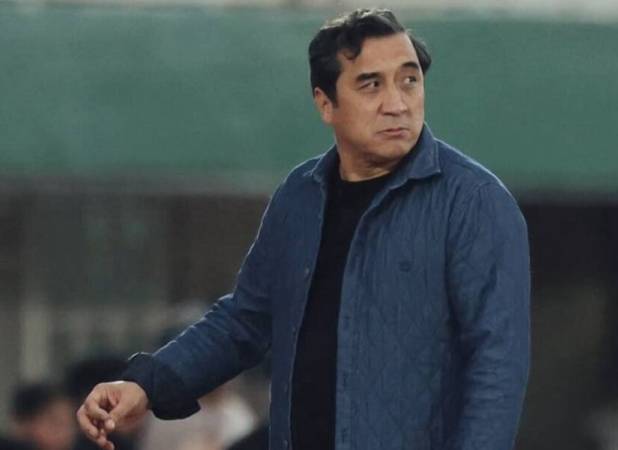 خداداد عزیزی چهار ماه محروم شد