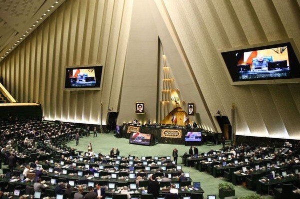 ۱۳ وزیر دولت پزشکیان در تیررس سؤال نمایندگان