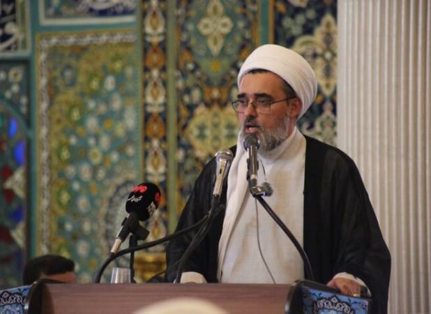 امام جمعه اهل سنت کرمانشاه: ملت ایران سرافراز شد