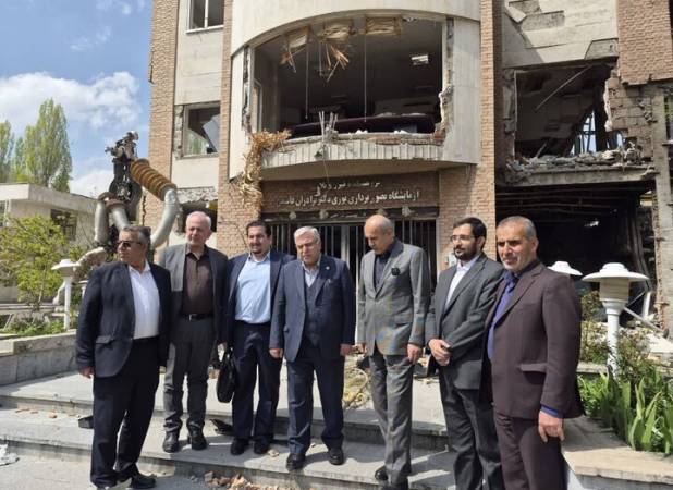 بازدید معاون وزیر علوم از بخش‌های آسیب‌دیده دانشگاه شهیدبهشتی