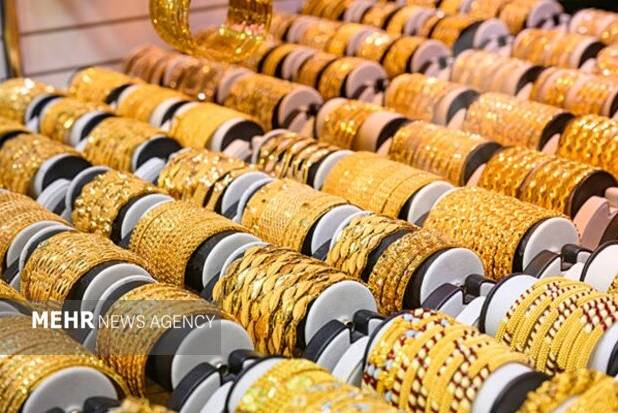 افزایش قیمت طلا امروز پنجشنبه ۲ مهر؛ سکه به مرز ۲۴۰ میلیون تومان رسید