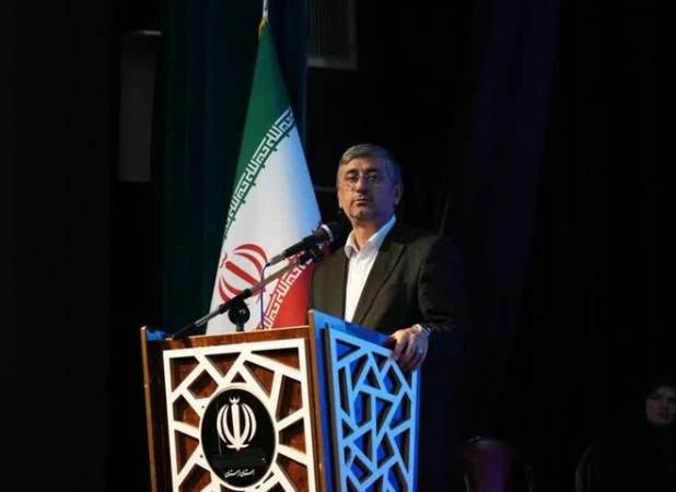 کلاس درس و مدرسه جای جناح‌بندی سیاسی نیست