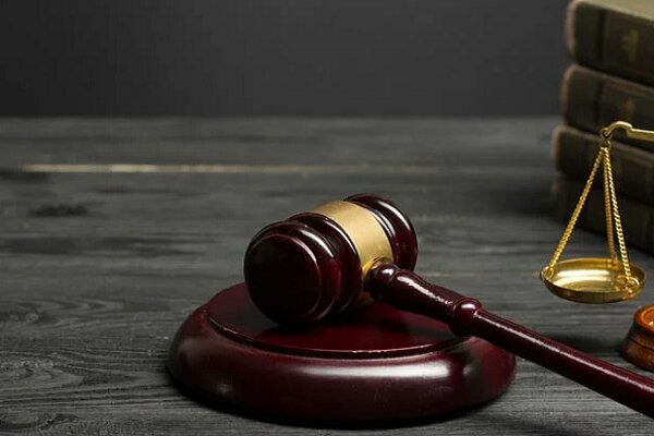 هرگونه مساعدت به کشورهای متخاصم مجازات سنگینی به همراه دارد