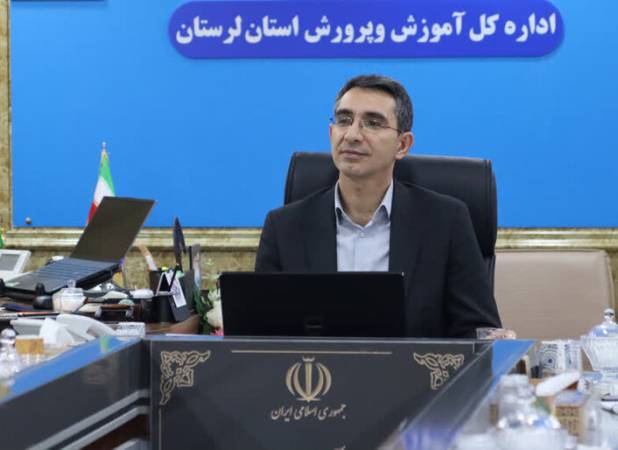 «سفارش و توزیع کتب درسی» یکی از گام‌های کلیدی در اجرای پروژه مهر است