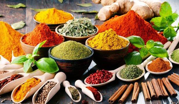 افزایش شدید قیمت ادویه/ زردچوبه به ۸۰۰ هزار تومان رسید/ الگوی خرید مردم تغییر کرد