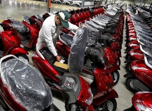 موتورسیکلت از خودرو سبقت گرفت؛ جهش 162 درصدی قیمت موتور در یک سال