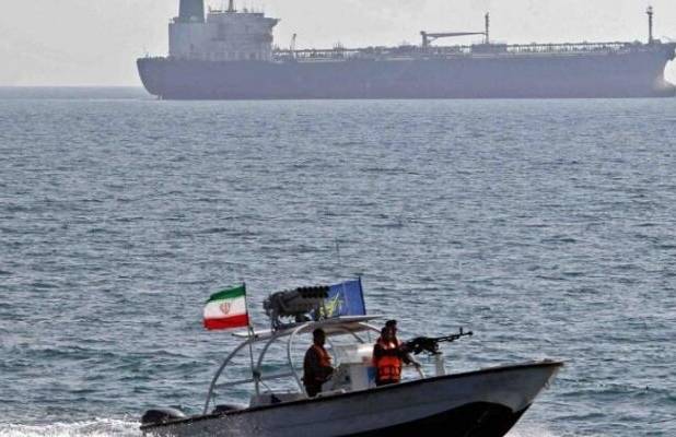 ۵ نفتکش محاصره دریایی آمریکا را شکستند
