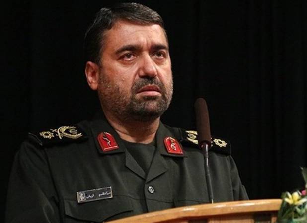 تصاویر جلسات رهبر انقلاب با فرماندهان نیروهای مسلح منتشر خواهد شد