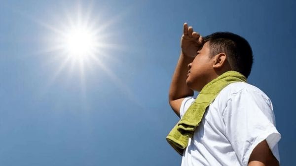کاهش محسوس غلظت دو آلاینده کلیدی در آسمان تهران/ چه عاملی آلودگی‌ هوای پایتخت را ۱۵ درصد کم کرد؟