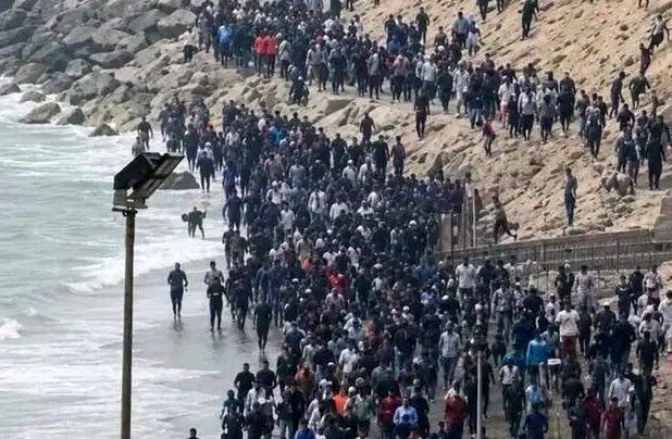 اولین واکنش مراکش به هجوم مهاجران به اسپانیا