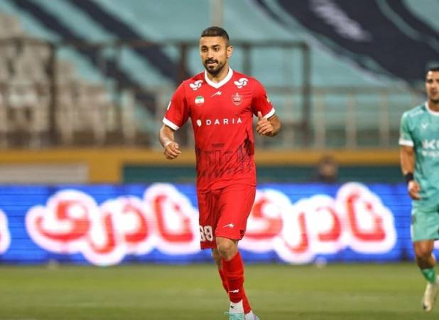 رونمایی رسمی گل‌گهر از بازیکن فصل گذشته پرسپولیس