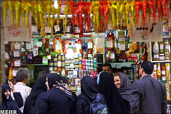 تغییر الگوی مصرف خانواده ها از رفاه به بقا | جنگ چگونه الگوی مصرف خانوارها را تغییر می‌دهد؟ | وقتی خرید کالاهای بادوام مدام به تعویق می افتد