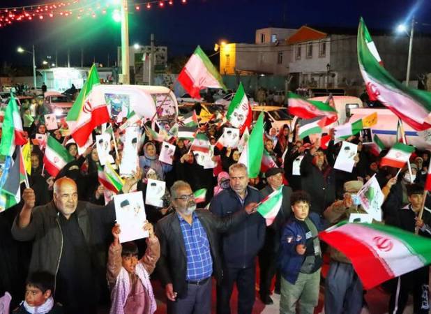 برپایی نماز استغاثه به امام زمان(عج) در حسینیه شهدای اراک