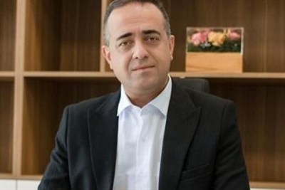 بورس در حال جبران عقب‌ماندگی از دلار است