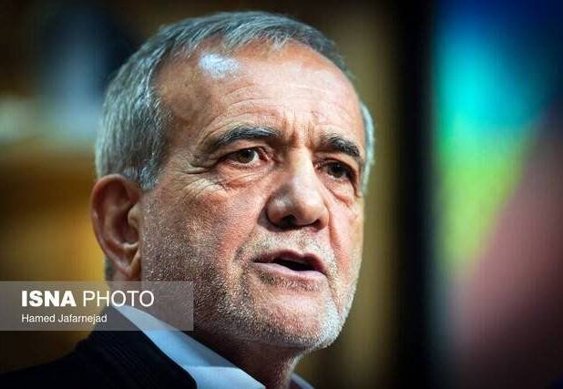 پزشکیان: کسانی که به اختلاف دامن می‌زنند، در زمین دشمن بازی می‌کنند/ جریان‌های تفرقه‌افکن، نان خود را در اختلاف می‌دانند