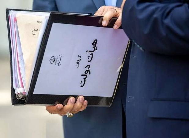 منتشر شد؛ بخشنامه نحوه فعالیت دستگاه‌های اجرایی در ایام تعطیلات برگزاری مراسم تشییع و تدفین پیکر رهبر شهید انقلاب اسلامی