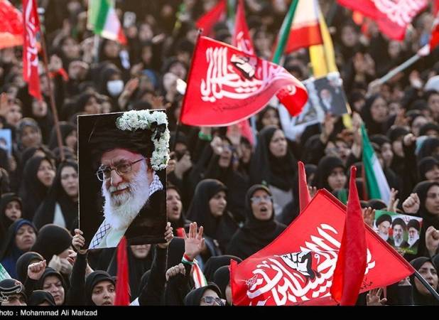 استقرار 6200 اتوبوس برای جابجایی عزاداران تشییع رهبر شهید در مشهد
