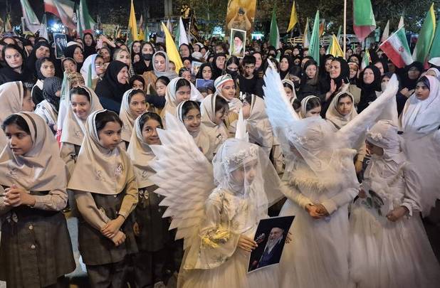 سرود دختران ایران در روز ولادت حضرت معصومه(س)