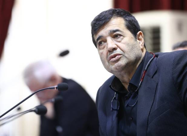 وعده دنیامالی برای بازسازی سالن فدراسیون والیبال