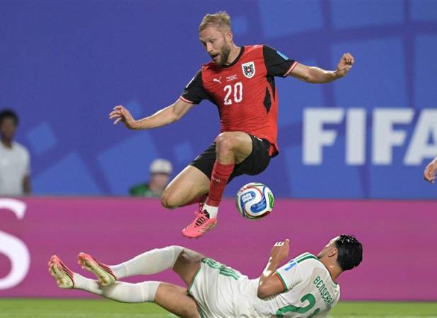 روایت «BBC» از شائبه تبانی در دیدار الجزایر - اتریش