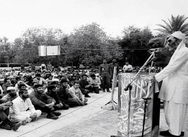 چگونه ایرانشهر، رهبر را به مردم گره زد؟/ تبعیدی که وحدت آفرید