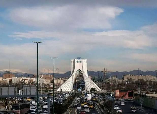 محموله بزرگ به تهران رسید/ شهروندان بخوانند