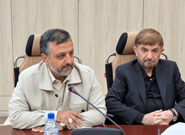 خاندوزی رئیس کارگروه بررسی اقتصادی دفتر رهبر انقلاب شد