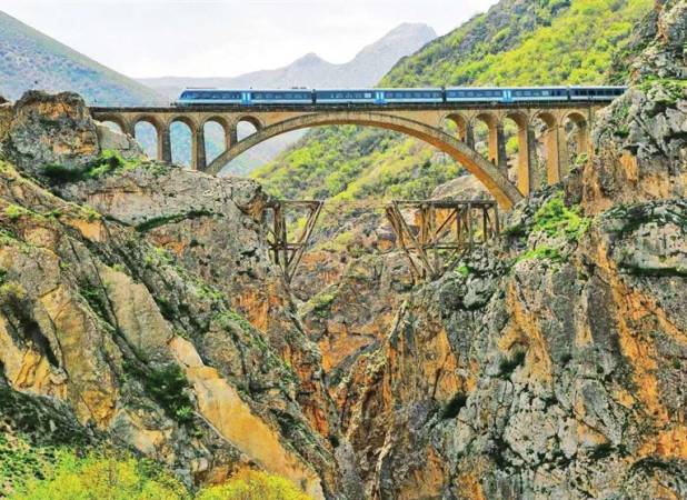 آغاز پیش‌فروش بلیت قطارهای مسافری از دوشنبه