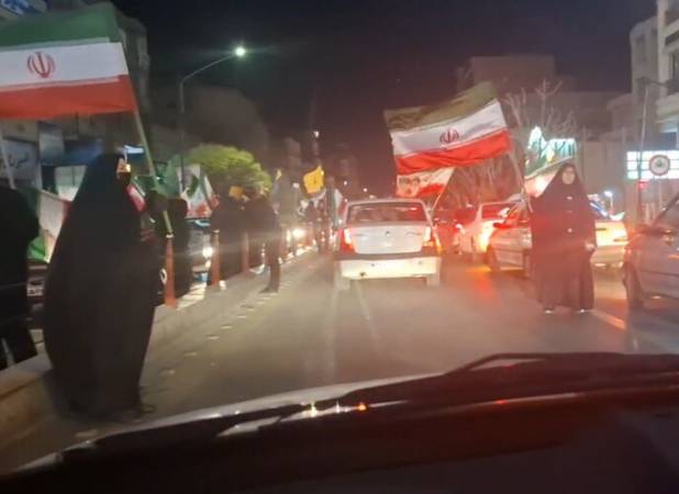 تداوم برپایی کاروان خودرویی شبانه در تبریز