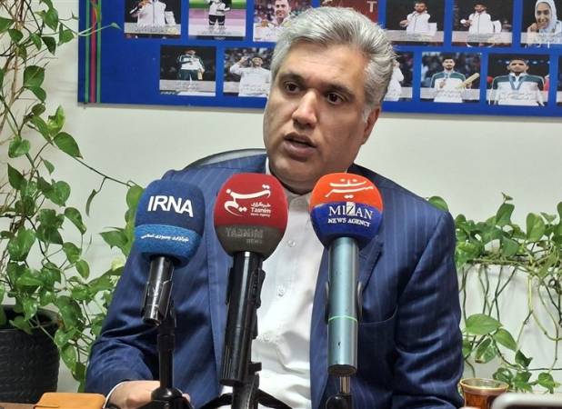 واحدی: مستمری قهرمانان را صددرصد افزایش دادیم