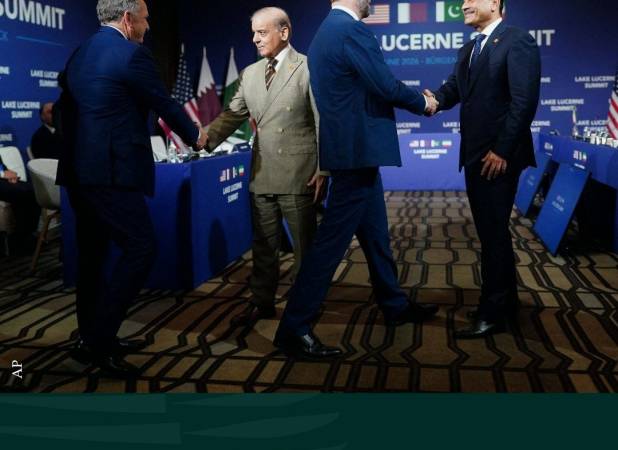 نشست چهارجانبه میان ایران، آمریکا، قطر و پاکستان+عکس