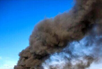 علت مشاهده دود غلیظ در آسمان تهران+ عکس
