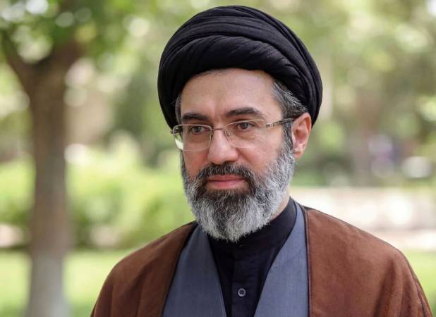 ملت ایران به دشمن آمریکایی درس‌های فراموش‌نشدنی دارد 