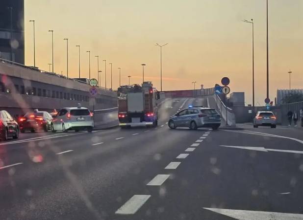فرودگاه ورشو تخلیه شد