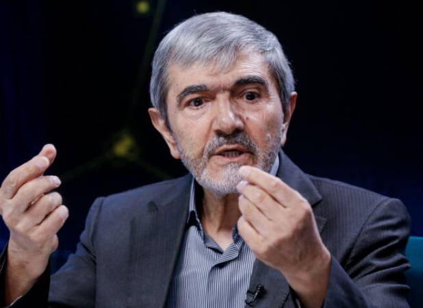 چرا پزشکیان گفت «قدرت را برای صلح می‌خواهیم نه جنگ»؟ | استراتژی عراقچی در مقابل ترامپ | ظرفیت ایرانیان خارج باید وارد میدان دیپلماسی شود
