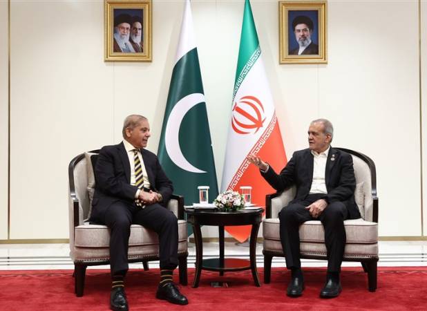 ملاقات پزشکیان و شهباز شریف در نیویورک