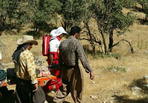 نجات کوهنورد حادثه‌دیده در ارتفاعات سیاه‌کوه دهلران