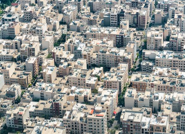 نوسانات قیمت طلا و دلار به بازار مسکن می‌رسد؟ | فردین یزدانی:  دیگر انتظار رونق و جهش‌های سال‌های ۹۶ و ۹۷، را نمی‌توان داشت