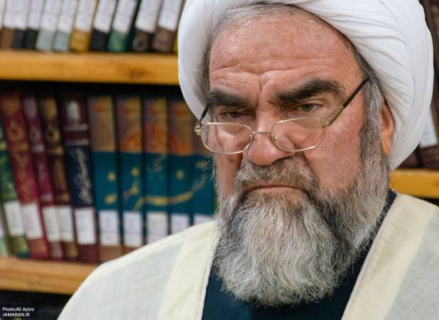 توطئه علیه پزشکیان/ غرویان: برخی همچنان در فضای انتخابات ۱۴۰۳ و انتقام‌گیری هستند/ تندروها شکست سیاسی خورده‌اند اما دست‌بردار نیستند