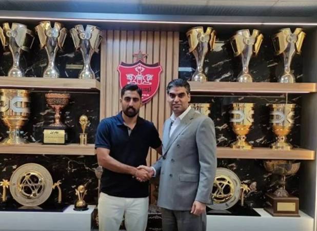 لطیفی‌فر به پرسپولیس پیوست/ کاظمیان فسخ کرد