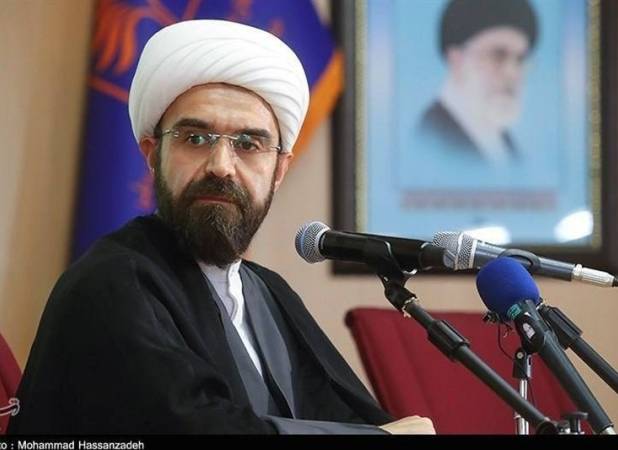 یادداشت جالب نوه امام درباره چهلمین روز تدفین امام شهید خامنه‌ای