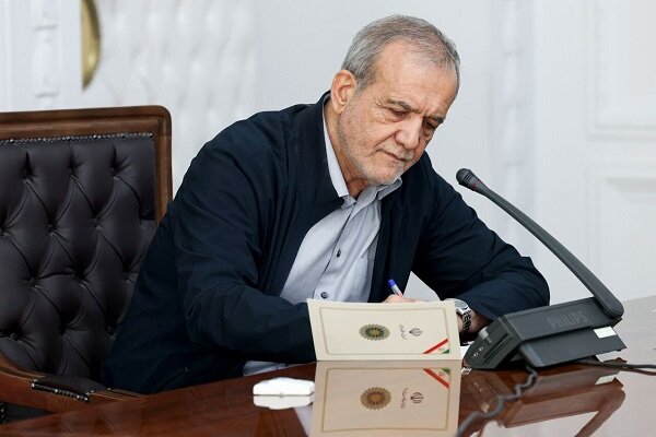 مذاکره کنندگان با تمام وجود حافظ منافع ایرانند