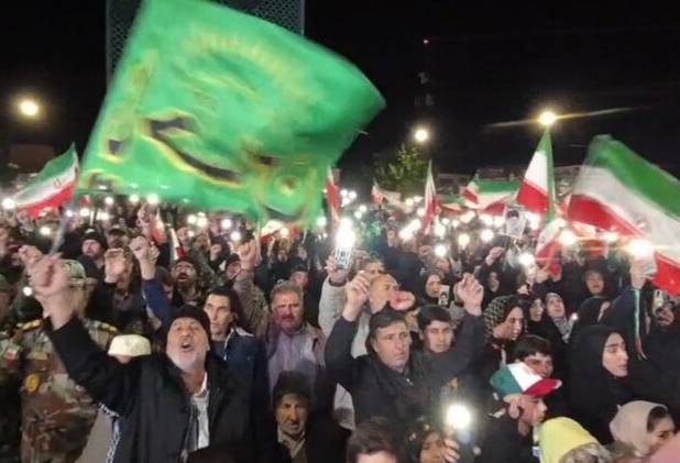 حضور گسترده مردمی در پنجاه و سومین شب اجتماعات قوچان