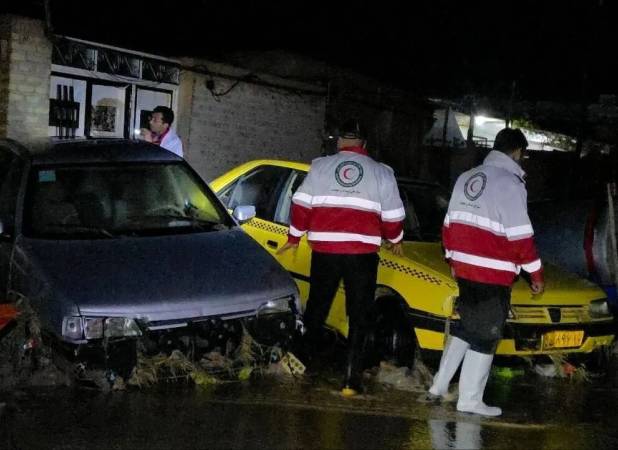 بارندگی شدید در  سلماس و ماکو/ سیل جان 2 نفر را گرفت/ 2 مفقودی و 6 نفر مصدوم شدند