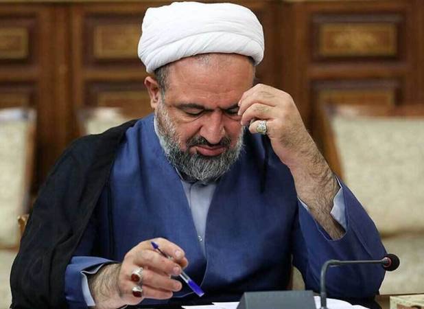 پیشنهاد جنجالی برای حمید رسایی؛ می‌تواند از زندان با تبلت در جلسات مجلس شرکت کند