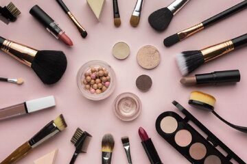 این محصولات آرایشی چشم را نخرید+اسامی