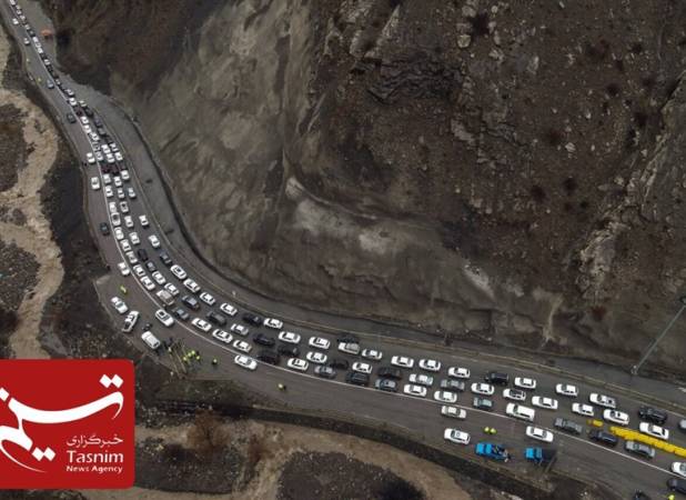 ترافیک سنگین در محورهای هراز، چالوس و تهران-بومهن