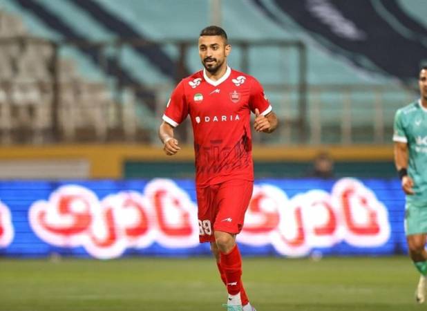 کاظمیان: دوست نداشتم با ذهن درگیر در پرسپولیس بمانم